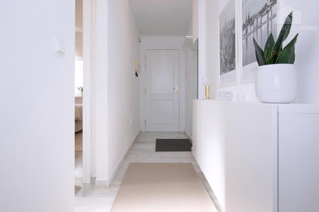 Scandinavian Style Apartment With Amazing Sea Views And South West Facing Sunny Terrace In Miraflores Walking Distance To The Beach! 말라가 외부 사진