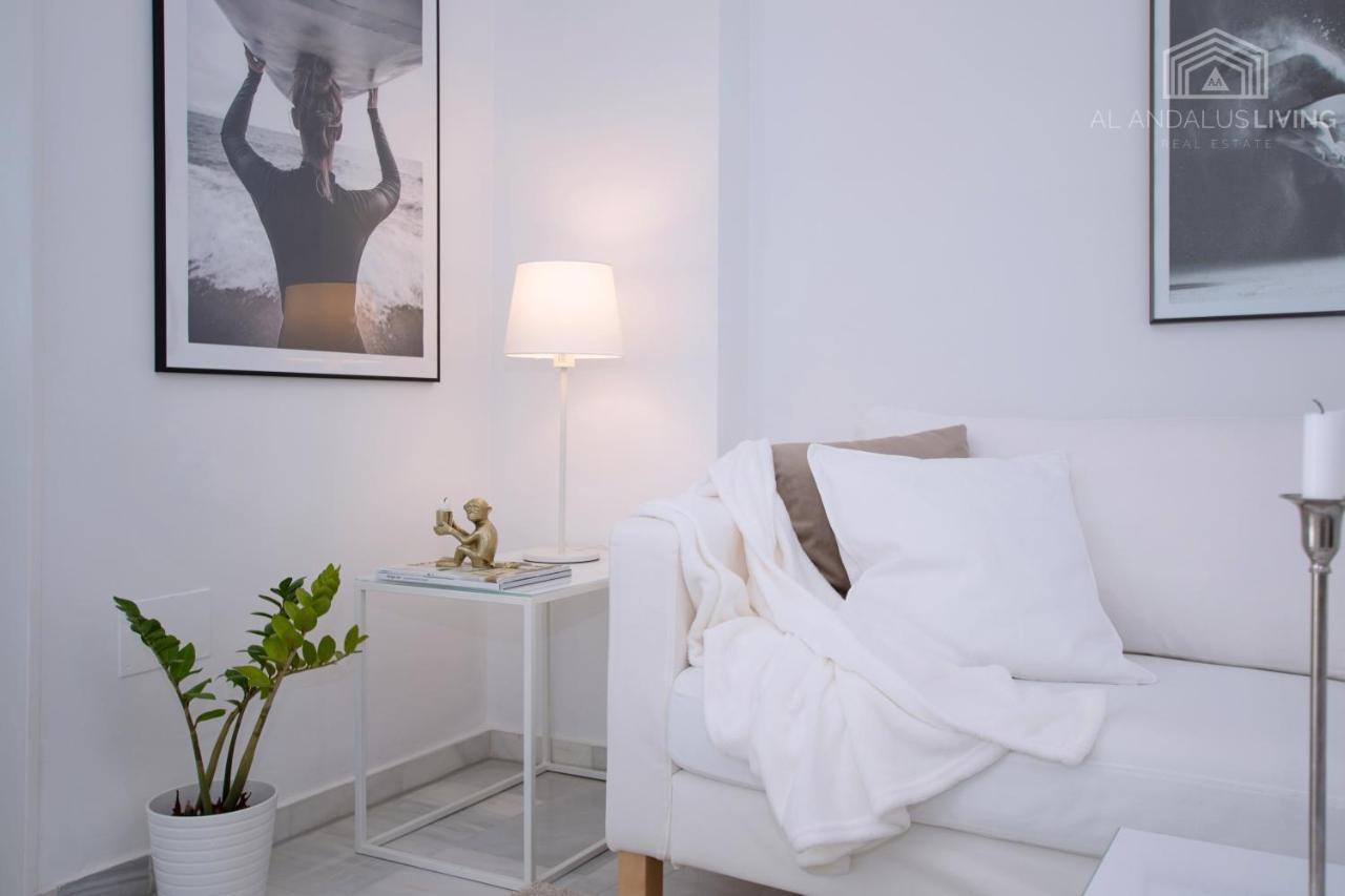 Scandinavian Style Apartment With Amazing Sea Views And South West Facing Sunny Terrace In Miraflores Walking Distance To The Beach! 말라가 외부 사진