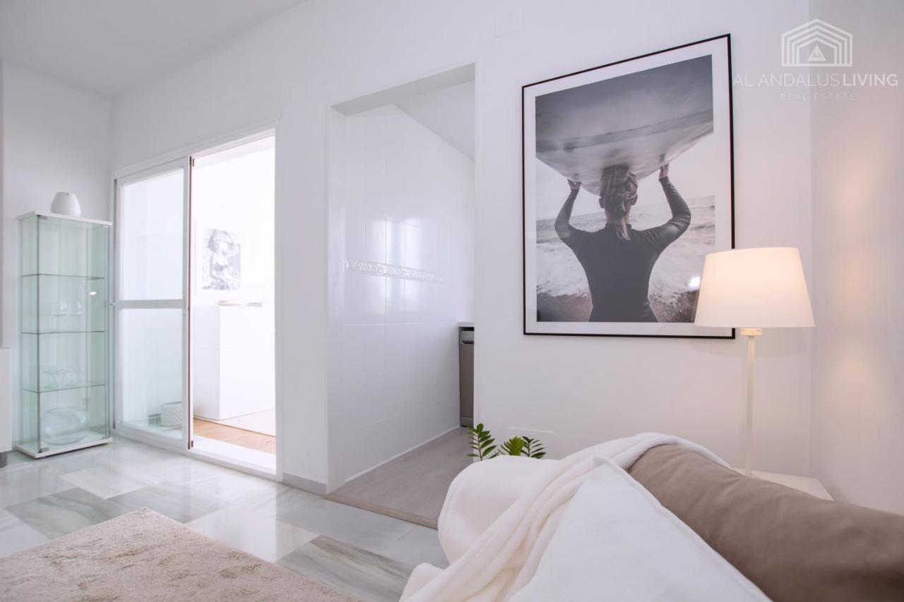 Scandinavian Style Apartment With Amazing Sea Views And South West Facing Sunny Terrace In Miraflores Walking Distance To The Beach! 말라가 외부 사진
